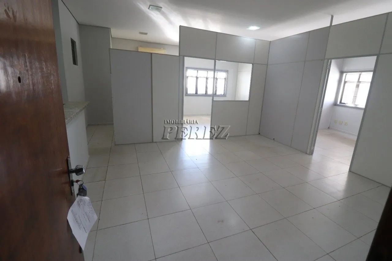 Sala comercial para alugar na Av Duque de Caxias no centro de Londrina - Edifício Beira Al