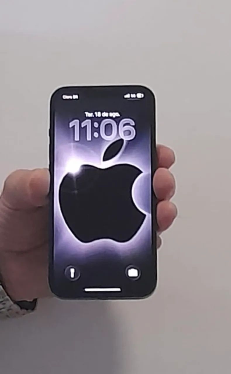 iPhone 14 muito bom 