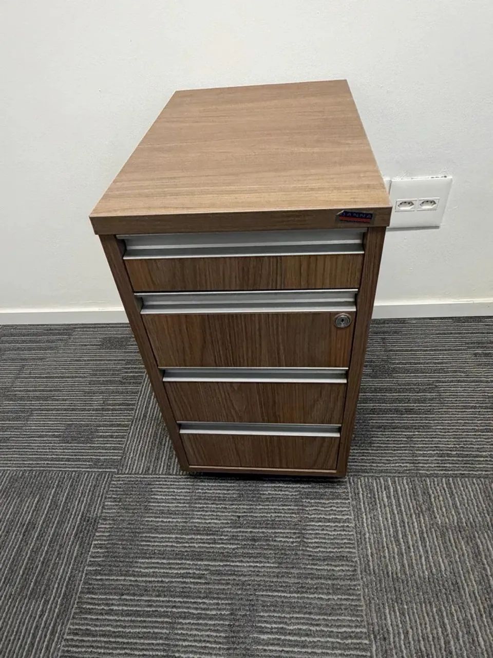 Mesa escritório com cadeira  - Foto 3