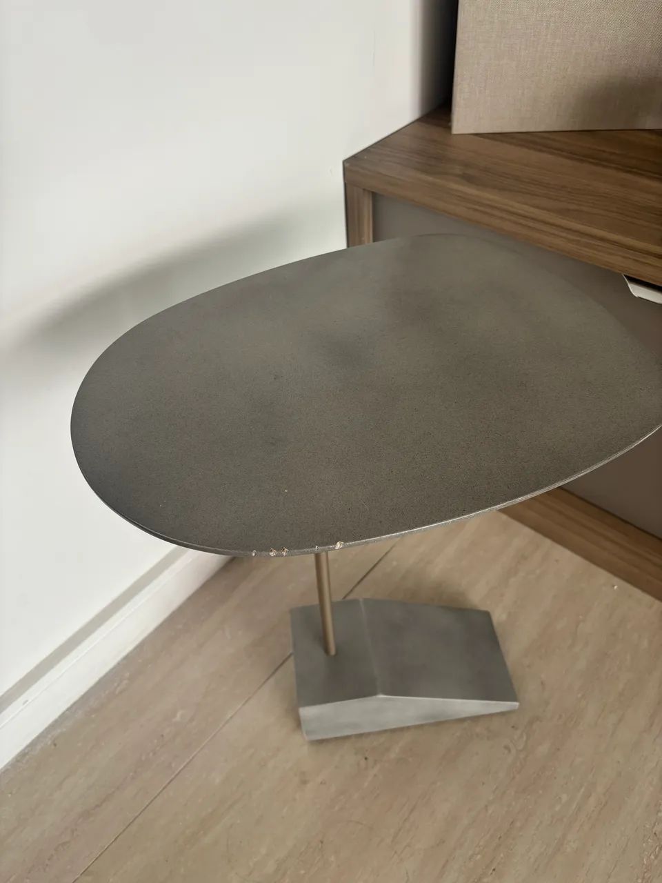 Mesa de centro ou mesa lateral assimétrica - Foto 4