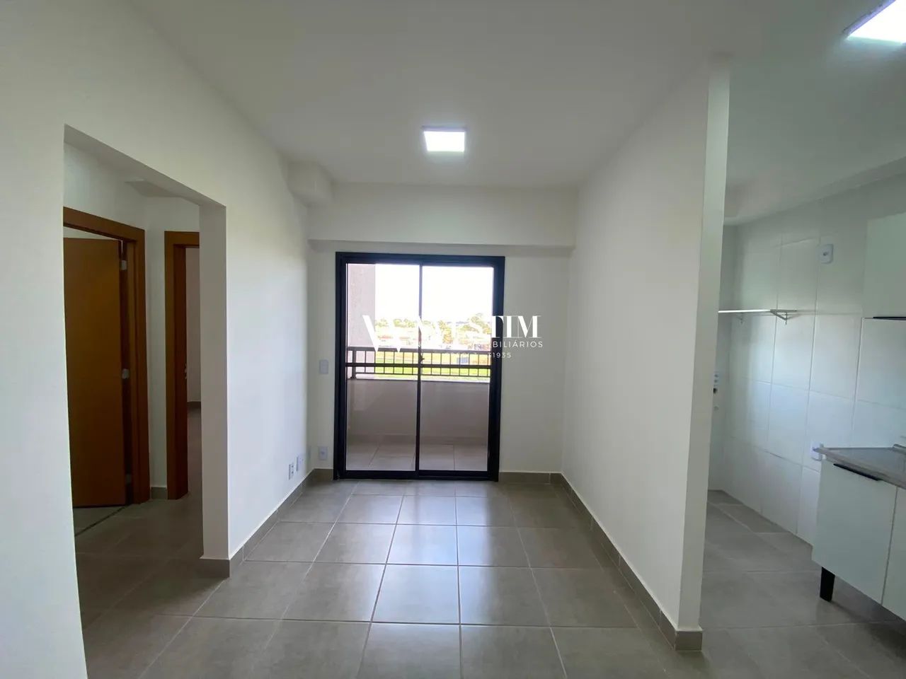 Apto 02 dormitórios região oeste