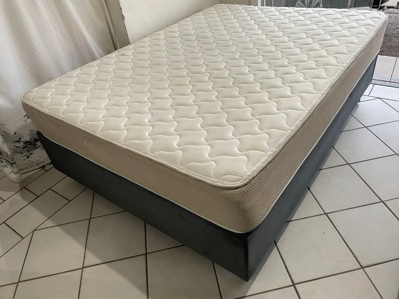 Cama box casal 