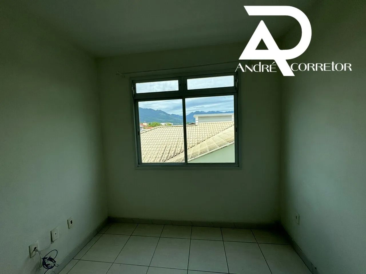 Apartamento com 2 Quartos para alugar, 60m² - Aririú - Foto 4