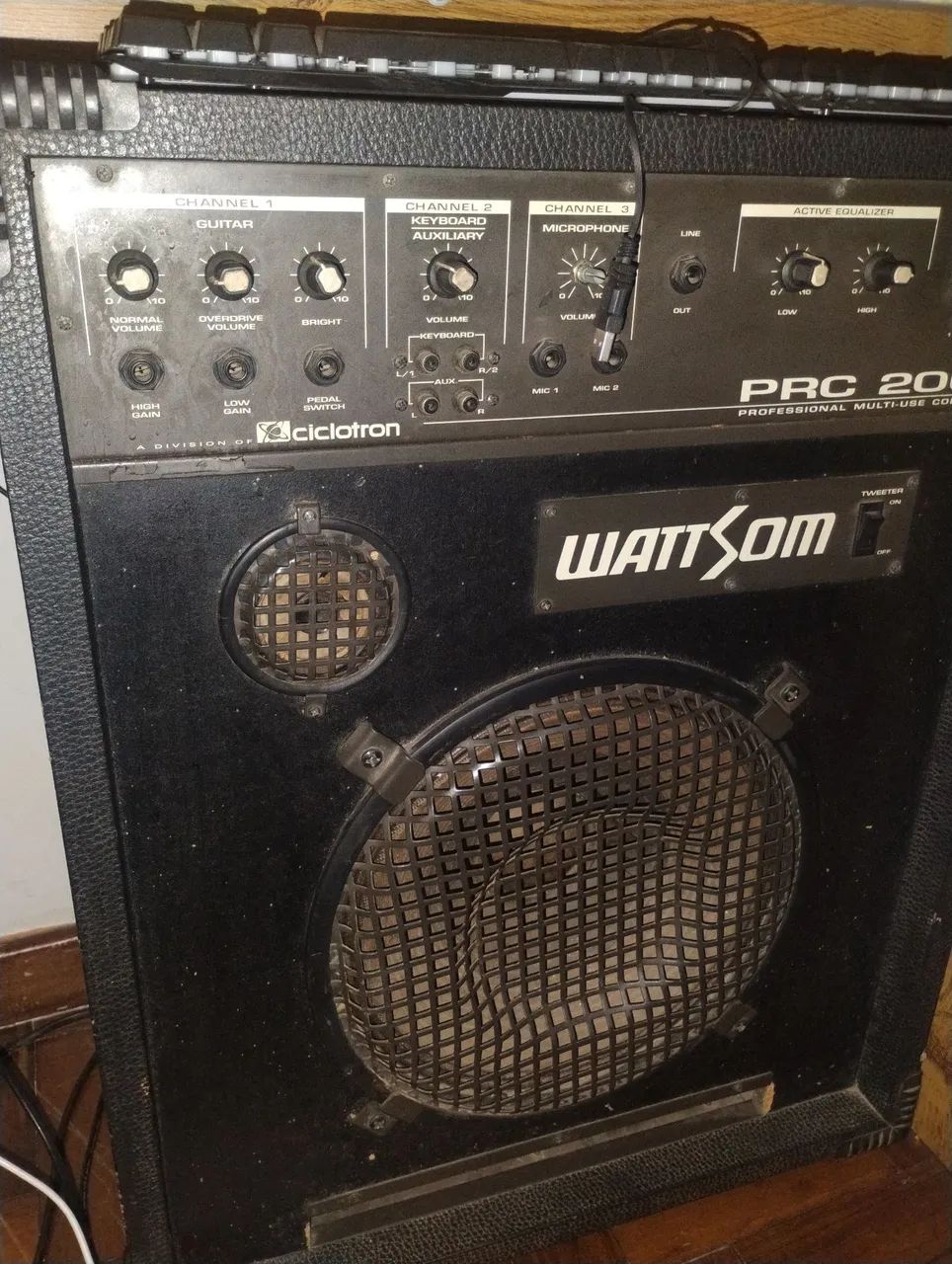 Amplificador Wattsom PRC 200 - Foto 2
