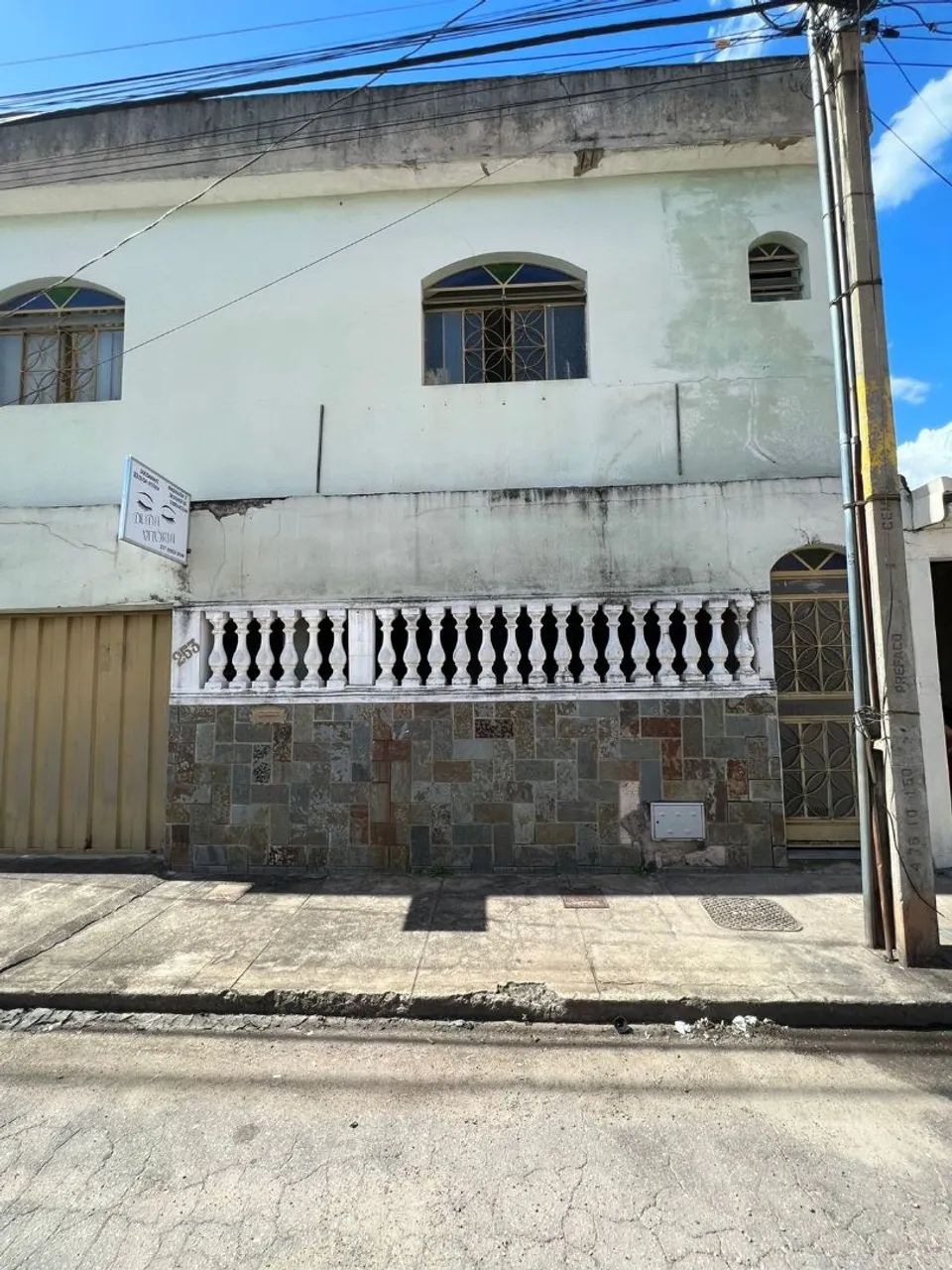 Casa e Apartamento 3 e 2 Quartos 2 Vagas Garagem - Itaúna MG - Foto 2