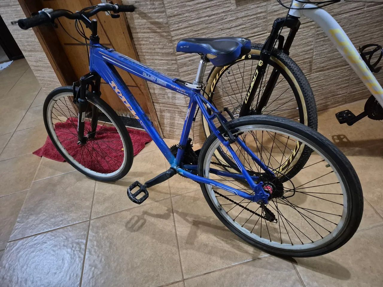 Vendo Bicicleta aro 26 totem  - Foto 4