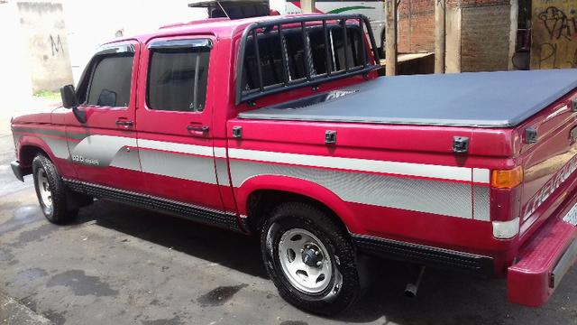 Gm - Chevrolet D-20 ano 91 motor perkin - Foto 5