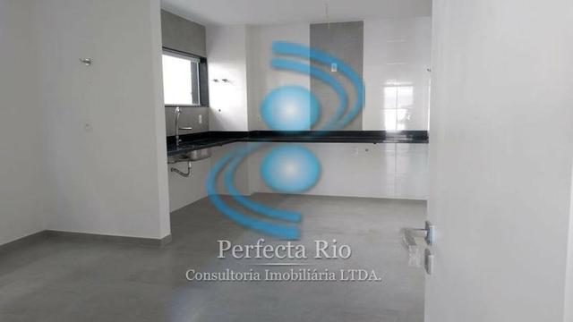 Linda casa, 3 suítes, segurança 24h, closet e bancada em nanoglass - Foto 10