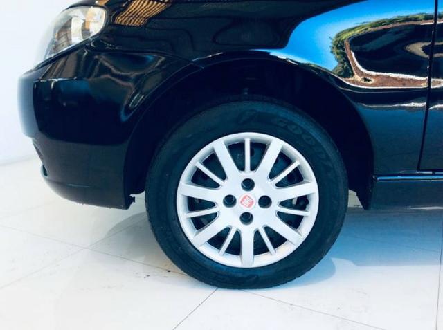 Fiat Palio 1.0 Celebration flex - 2012 - Foto 2