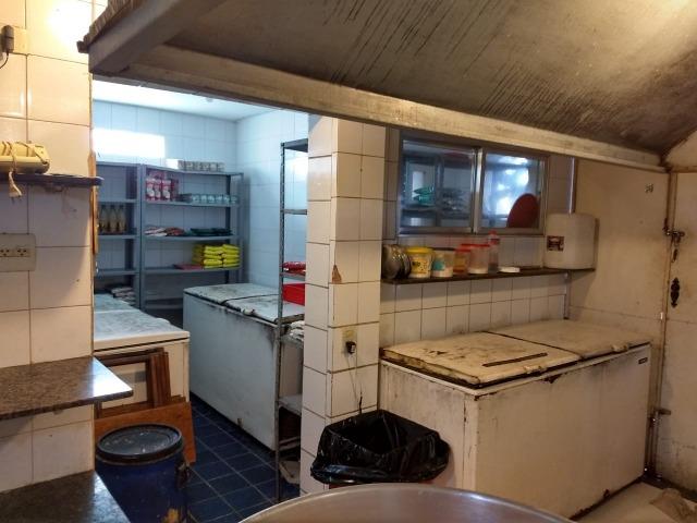 Oportunidade de repasse de ponto comercial, em área nobre, frontal ao Canal - Foto 6