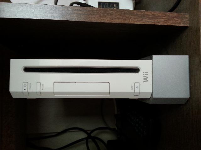 Vídeo game Wii com tv 20 polegadas