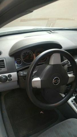 Vende-se ou troca por menor ou maior valor tanto moto como carro - Foto 2