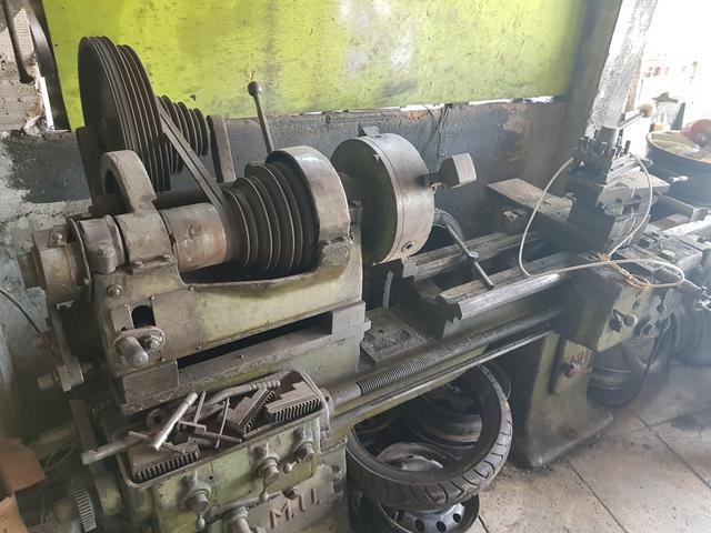 Vendo torno pra roda é compressor troco carro ou moto