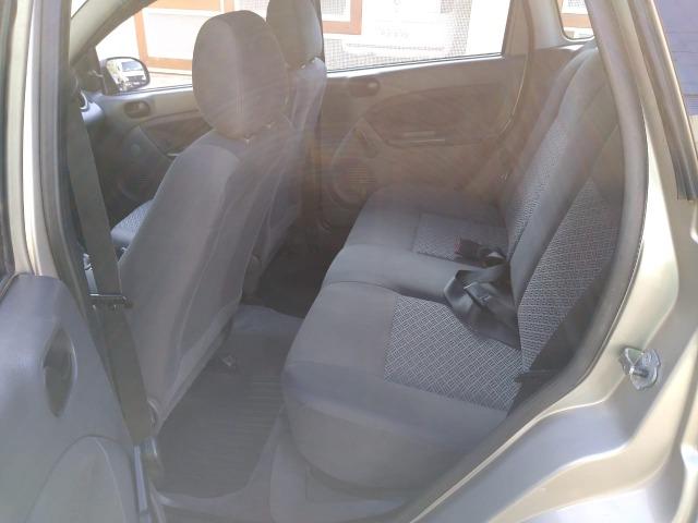 Ford Fiesta Sedan 1.6 Flex 4p - Foto 11