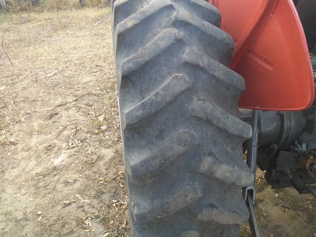 Vendo ou troco um trator Massey Ferguson 65X - Foto 5