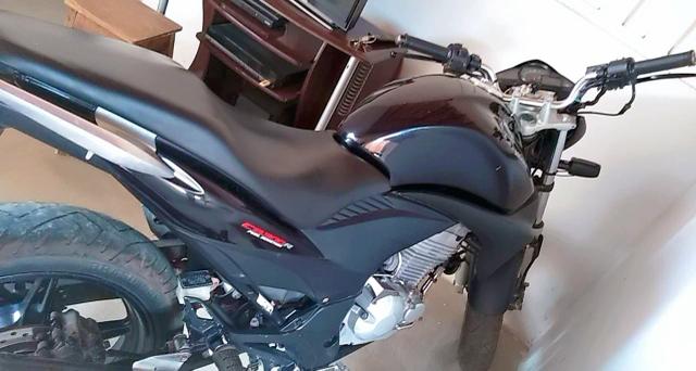 Cb 300