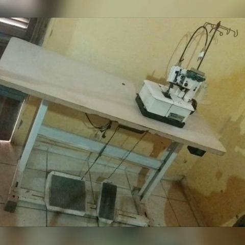 Maquina de costura - Foto 4