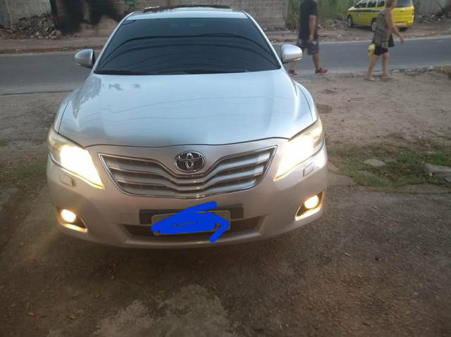 Vendo Toyota Camry completo com gnv 5 geração