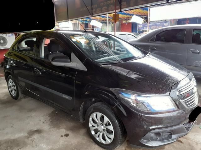 Vendo Onix LT 1.0 2013 - Completo * Entrada + 36x R$ 699,00 * C/ GNV