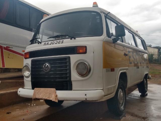 Kombi escolar 15 lugares