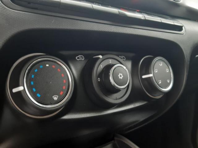 Fiat Argo Drive 1.3 18/18 - Troco e Financio! - Foto 17