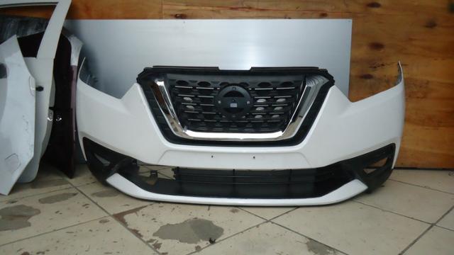 Parachoque Nissan kicks 2020