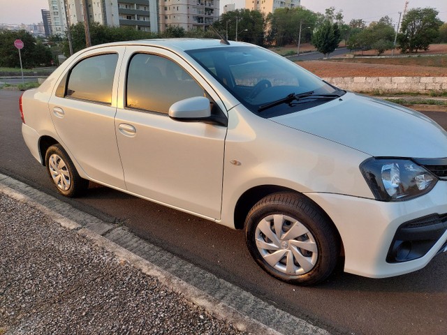 ETIOS SEDAN AUT. 2O DONO, MULTIMÍDIA
