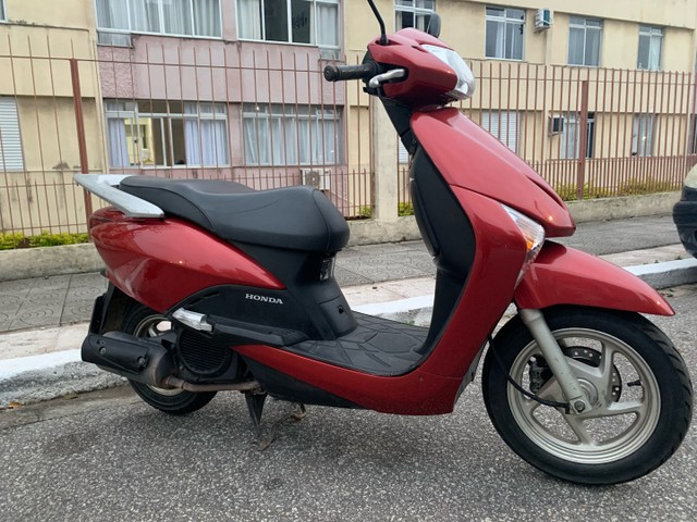 MOTO HONDA LEAD