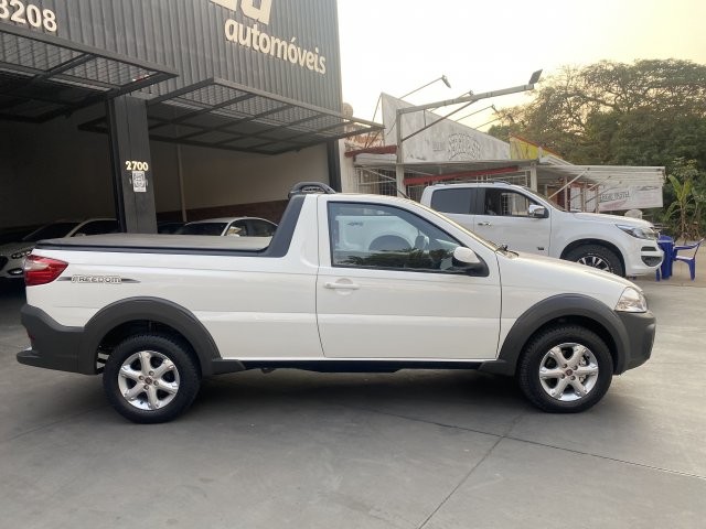 FIAT STRADA 2020 1.4 MPI FREEDOM CS 8V FLEX 2P MANUAL