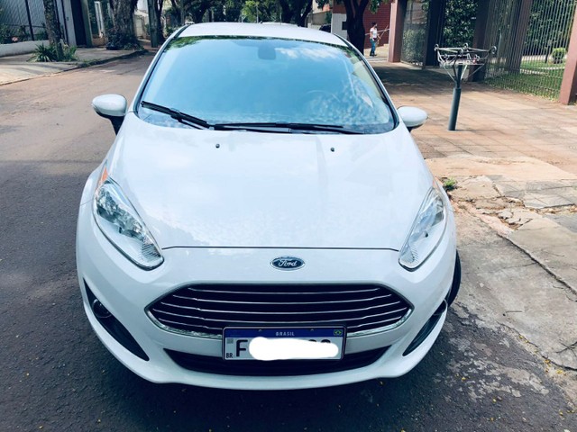 NEW FIESTA SEDAN 1.6 AUT 2015