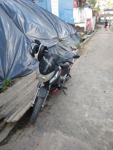 MOTO BRAVAX 130CC