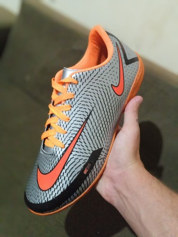nike mercurial cinza