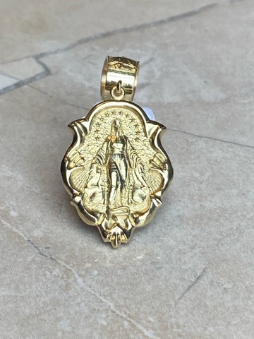 Pingente em Ouro 18K 750