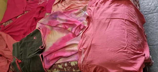 Lote de roupas rosa 23 peças...M e G