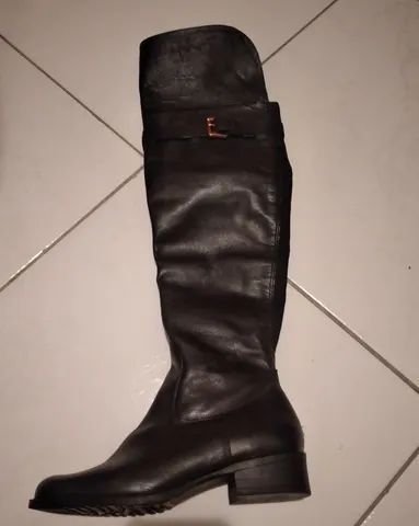 Bota cano longo em couro  - Foto 4