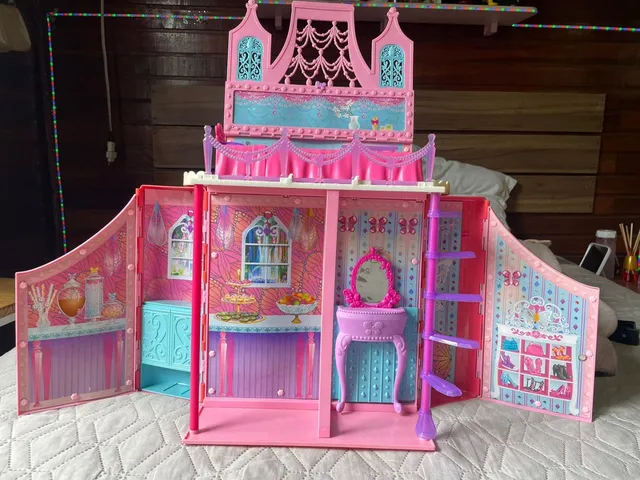 Casa da barbie dreamhouse  +16 anúncios na OLX Brasil