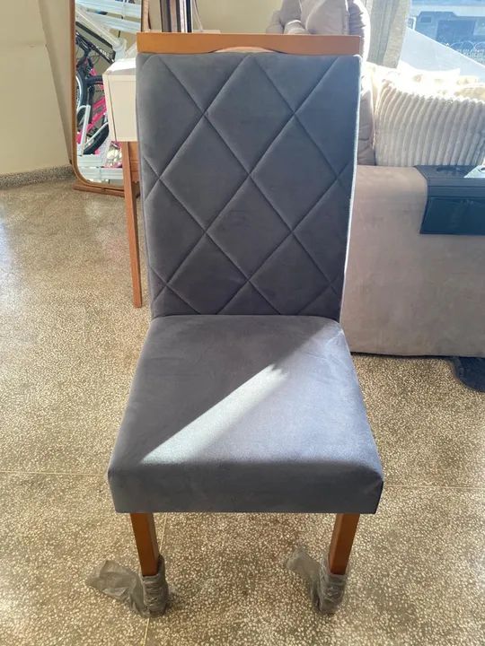 Cadeiras em madeira maciça ( novas. ) - Foto 3