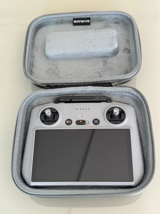 Case para rádio DJI