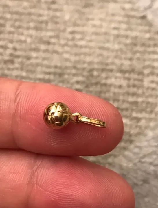 Pingente em ouro 18 k bola de futebol - Foto 3