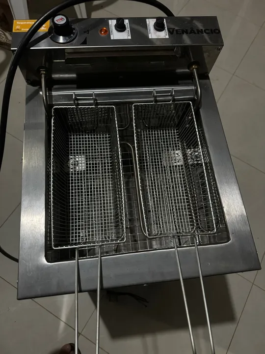 Fritadeira Industrial Elétrica 23l Venâncio Sfao5 Inox 220v