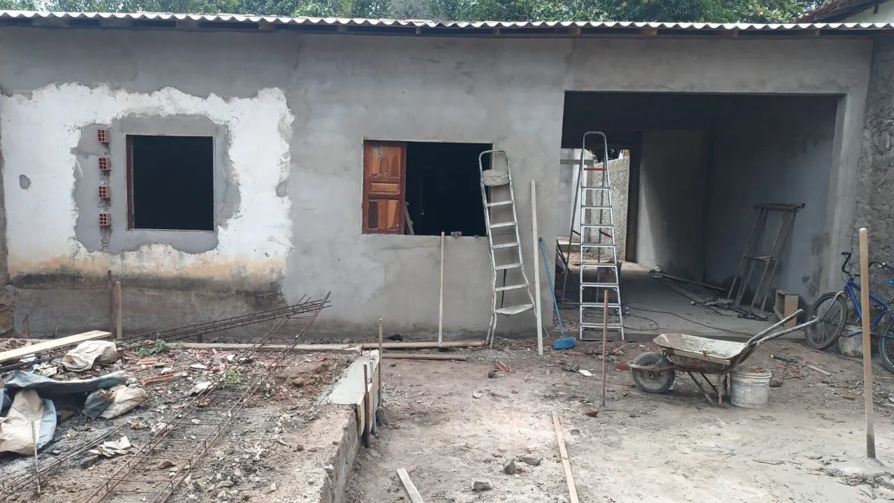 Casa com ponto comercial - Oportunidade única!