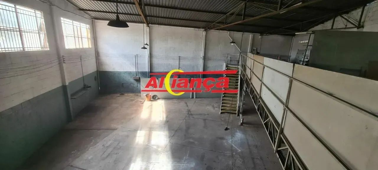 Galpão Comercial para alugar, 307m²- Vila Paraíso - próximo a Via Dutra - Guarulhos - R$ 7 - Foto 10