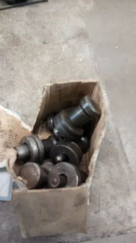 Puncionadeira portátil + pulsões + mesa fixa + unidade hidráulica - Foto 2