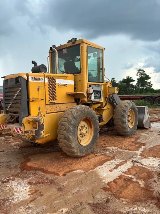 Pá Carregadeira Volvo - Foto 2