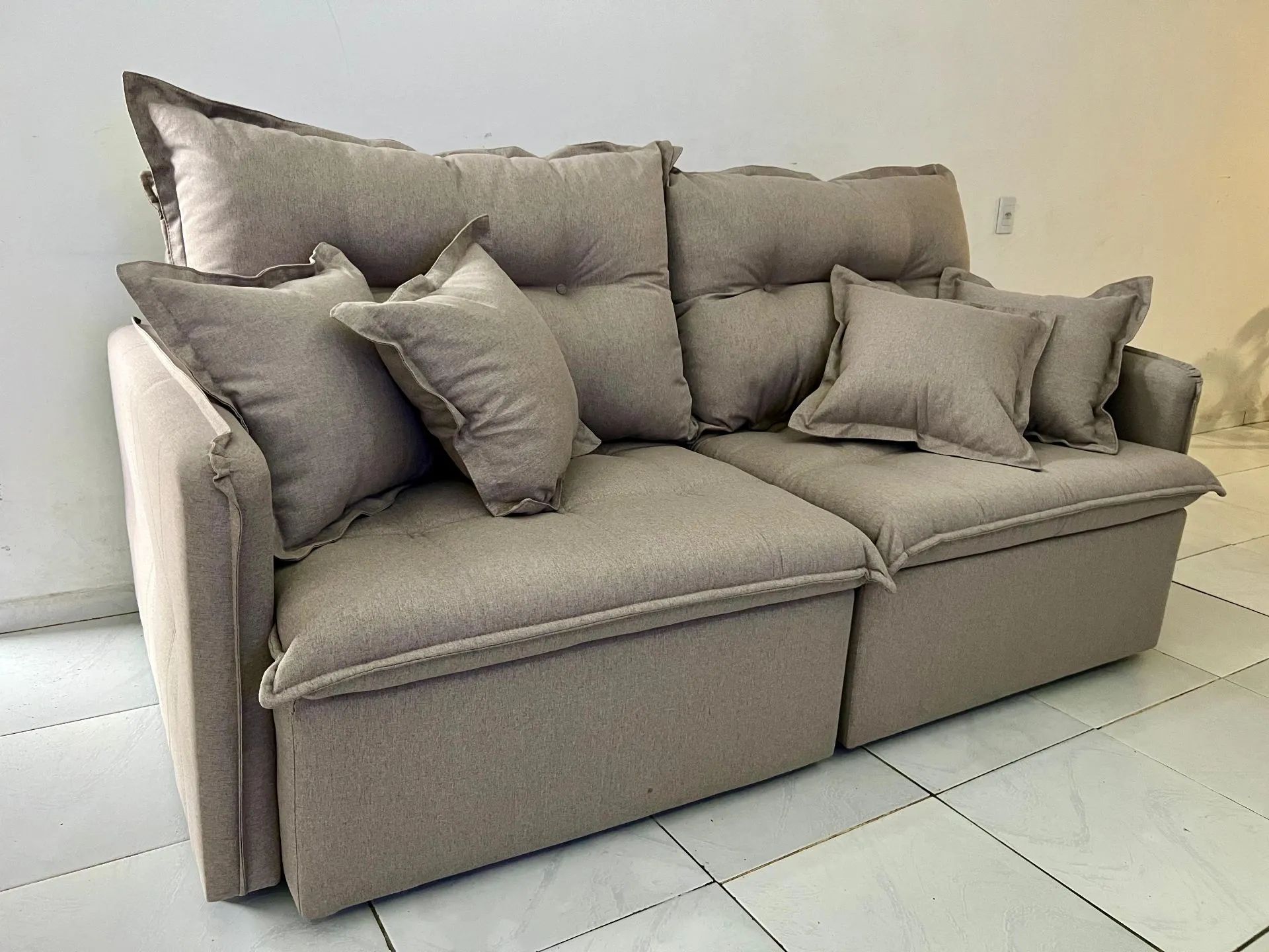 O sofá top perfeito para quem mora em apartamento slim  - Foto 3