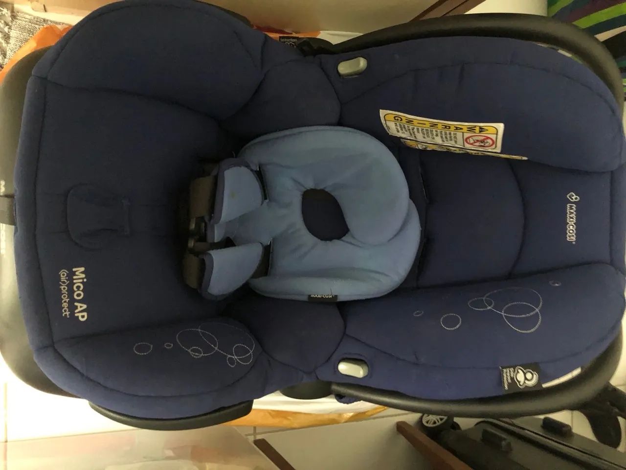 Bebê conforto Máxi cosi azul 