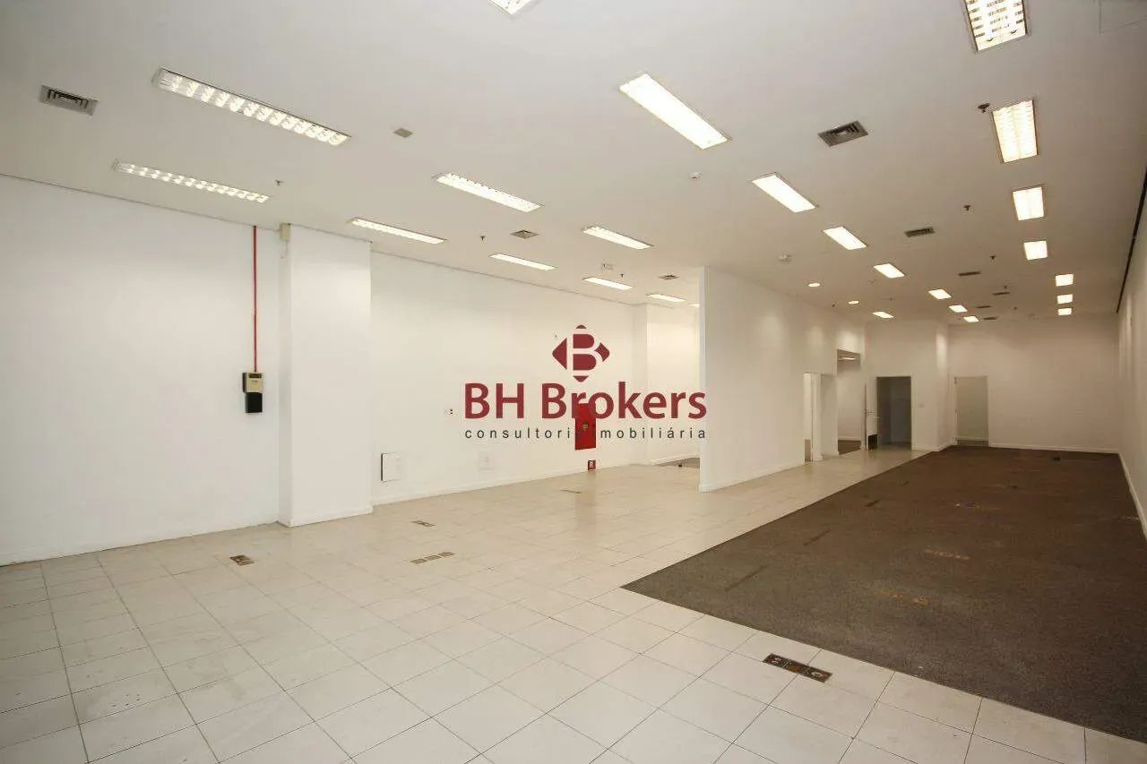 LOJA DE RUA PARA LOCAÇÃO NA SAVASSI.