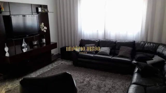 Sobrado com 4 quartos para aluguel no bairro Vila Correa - Ferraz de Vasconcelos-SP.
