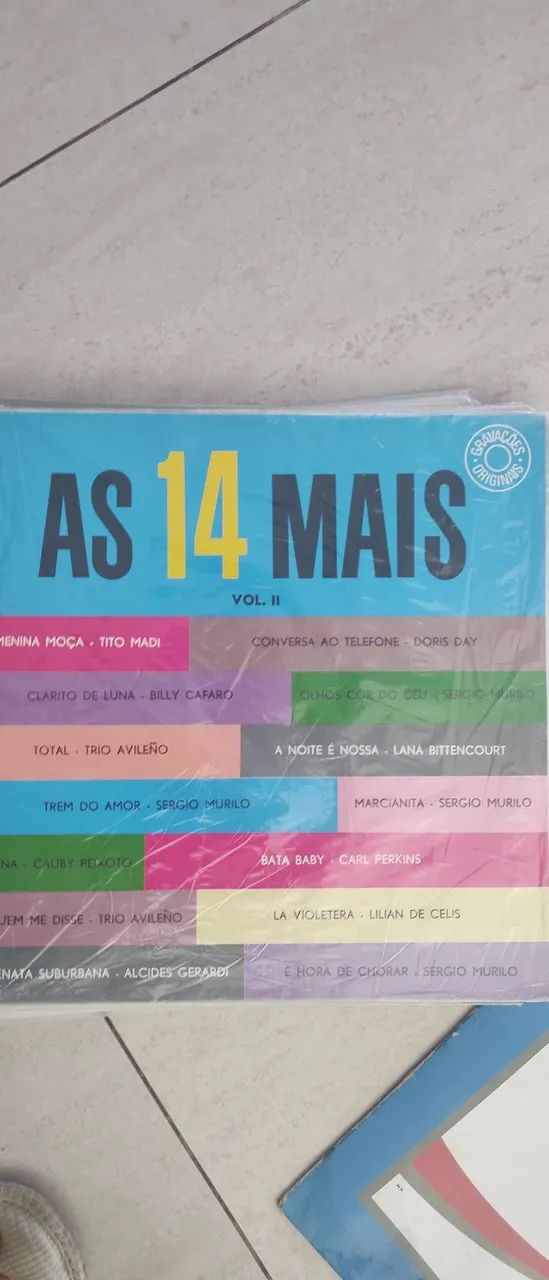 Coletânea de Vinil "As 14 Mais"_ 9 discos - Foto 2