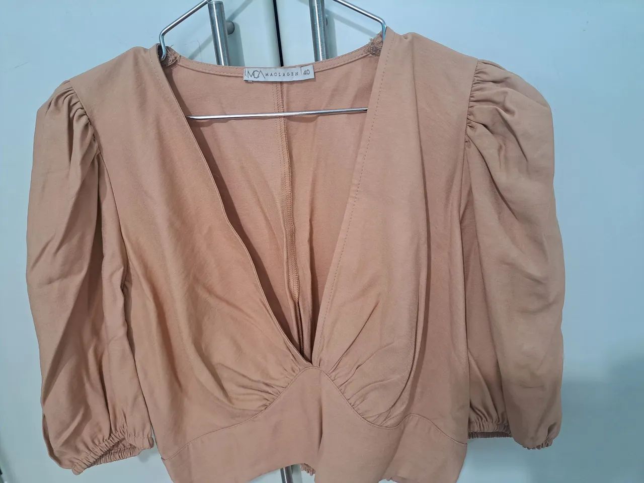 Blusa de Alça com Decote V - Maclagen
